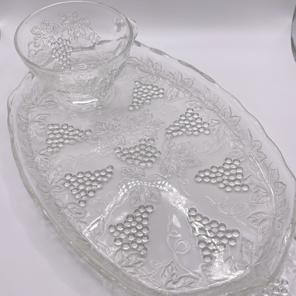 Vintage Anchor Hocking 8 piece Serva-Snack Set - Picture 2 of 10